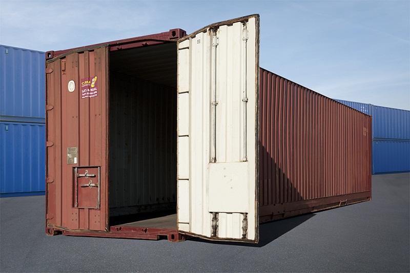 40ft-container-open-door